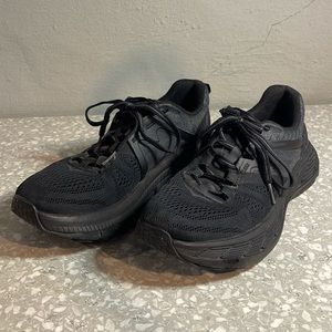 Women’s Hoka Graviota 2. Size 9.5.